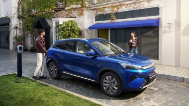 BYD Atto 3 Evo 2026 in ricarica