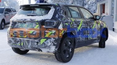 Nuova Jeep Avenger 2027, lo scarico mostra che &egrave; un modello a benzina