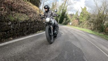 La prova di Honda GB350S 2025