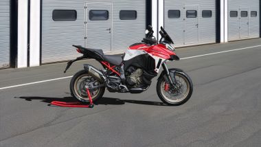 Ducati Factory Made, la livrea Ducati Corse