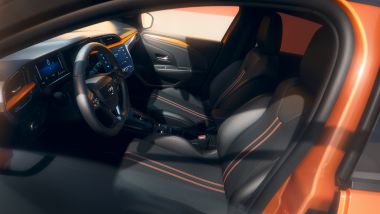 Opel Corsa YES 2026, gli interni