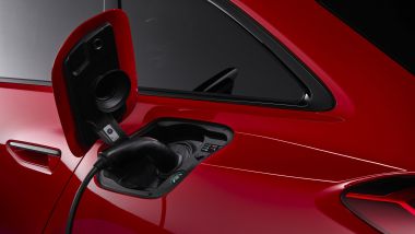 Nuova Audi RS 5, prima RS ''alla spina'' di sempre