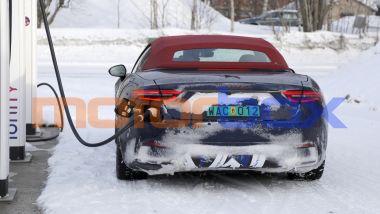 Nuova Maserati GranCabrio Folgore in ricarica
