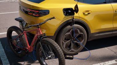 Ford Capri anche come ''caricabatterie''