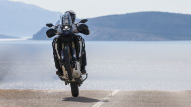 Voge Valico 800 Rally, qualcuno ha detto ''penne vista mare?''