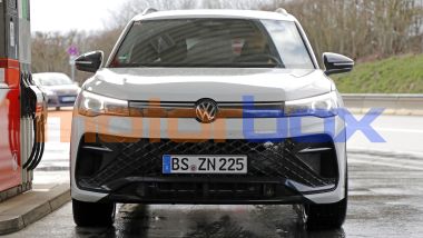 Volkswagen Tiguan R 2027, il frontale