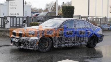 BMW M5 2027, 3/4 anteriore