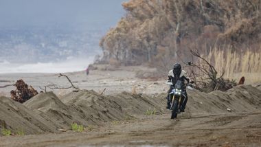 BMW F 450 GS in off-road con la Trophy