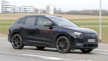 Audi Q4 e-tron restyling foto spia