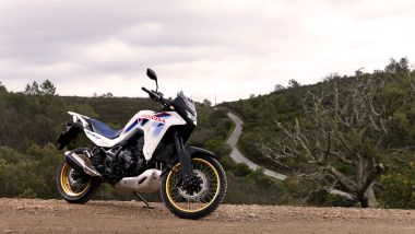 Honda&nbsp;E-Clutch su Hornet 750 e Transalp 750 2026, in Italia la Transalp sar&agrave; venduta solo con E-Clutch