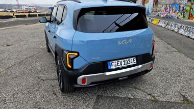 KIA EV2