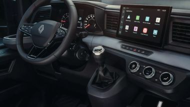 Renault Master, l'abitacolo &egrave; rifinito quasi come sulle auto