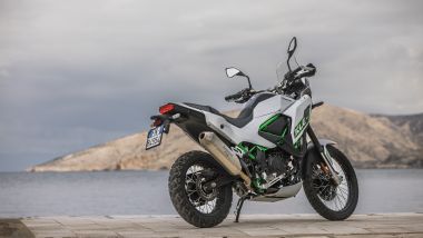 Kawasaki KLE 500SE 2026, graditissima new entry tra le adventure ''A2''