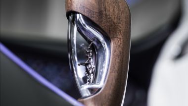 Bugatti W16 Mistral “Caroline”, dettaglio della leva cambio