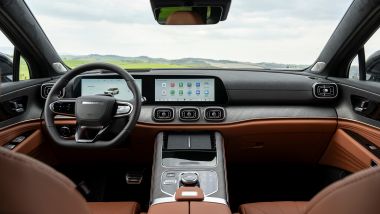 Jaecoo 8 SHS-P, gli interni