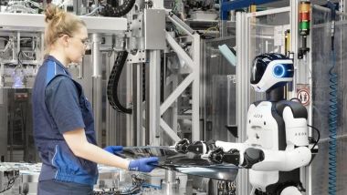 Robot con AI in fabbrica: c'&egrave; anche BMW
