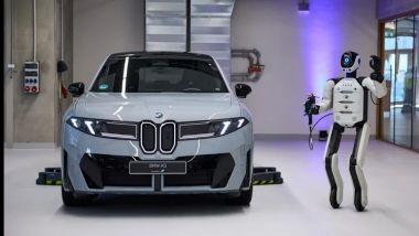 Robot con AI in fabbrica: la sperimentazione BMW ha gi&agrave; prodotto risultati tangibili