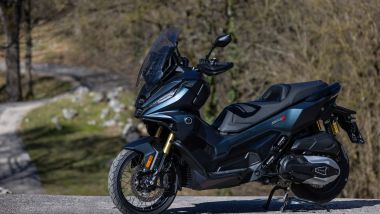 Voge SR450X, 3/4 anteriore