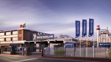 Ingresso dello stabilimento Michelin di Cuneo