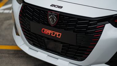 Peugeot 208 GTi: il mercato &egrave; pronto per l'EV?