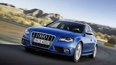 Audi 6 cilindri - 100 anni di storia