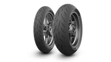 Metzeler Sportec 01 e Sportec 01 RS. In foto, le 01.