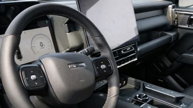 GWM H7, volante e strumentazione