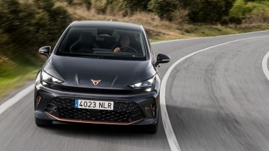 Cupra Born VZ 2026: stessa potenza, pi&ugrave; precisione