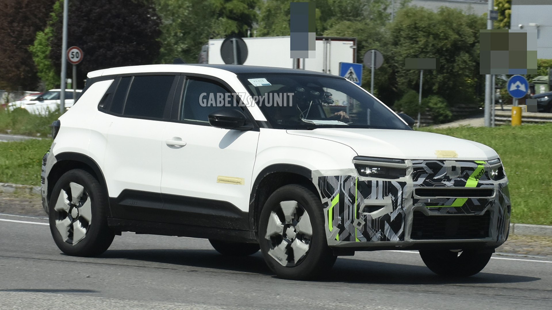 Nuova Jeep Avenger 2027, il restyling si scopre un po' di più: foto ...