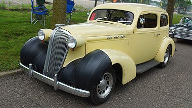 1936 Oldsmobile Street Rod - foto di Greg Gjerdingen, Creative Commons Attribution 2.0 Generic