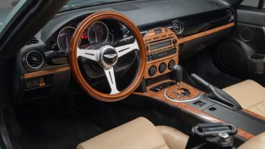 Mazda MX-5 Simpson Design, la plancia