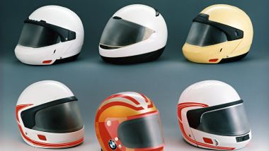 50 anni caschi BMW
