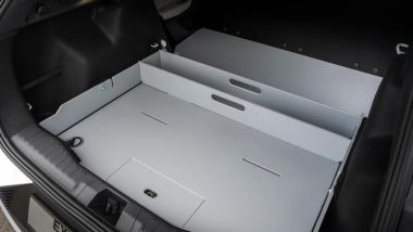 Ford Explorer Van, il piano di carico con divisori