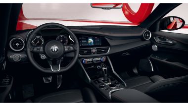 Alfa Romeo Giulia e Stelvio con&nbsp;Pack Performance