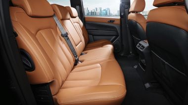Con gli interni marroni, Rexton Sports XL &egrave; pi&ugrave; elegante