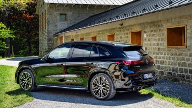 Mercedes GLC 400 4matic elettrica, 3/4 posteriore