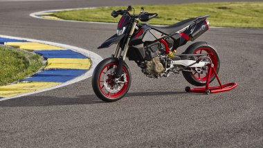 Ducati Hypermotard 698 Nera