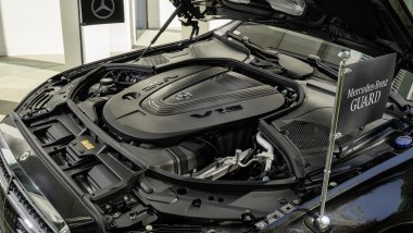 Mercedes-Benz Classe S GUARD, il motore V12