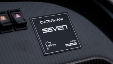 Caterham Seven N&uuml;rburgring Edition, la targa con il numero di serie