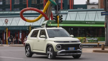 Hyundai Inster, la prova in città