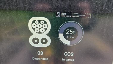 Mazda 6e, inizio test ricarica