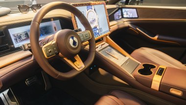 Denza Z9GT Chopard, l'interno