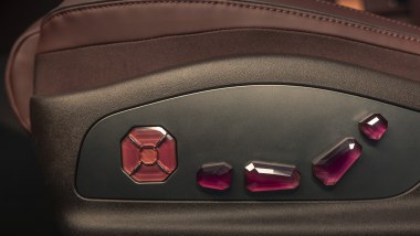 Denza Z9GT Chopard, decori ametista sullo stile della Maison