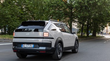 Hyundai Nexo 2026, vista posteriore