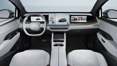 Volkswagen ID. Unyx 07, interni: minimalismo e tecnologia