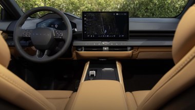 Lexus ES, plancia