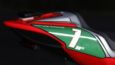 Honda livrea celebrativa John McGuinness