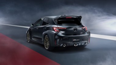 GRMN Corolla, posteriore