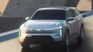 Se confermato, questo potrebbe essere il frontale del Chrysler Airflow
