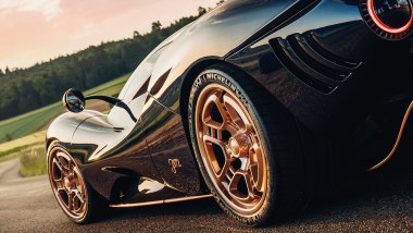 De Tomaso P72, particolare del profilo